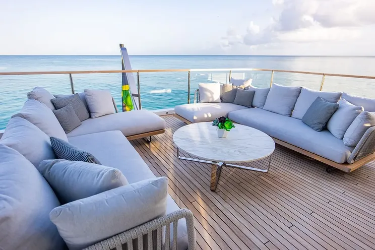 Charter Yacht KOJU - Benetti Motopanfilo 37m - 5 Cabins - Nassau - Exumas - Bahamas