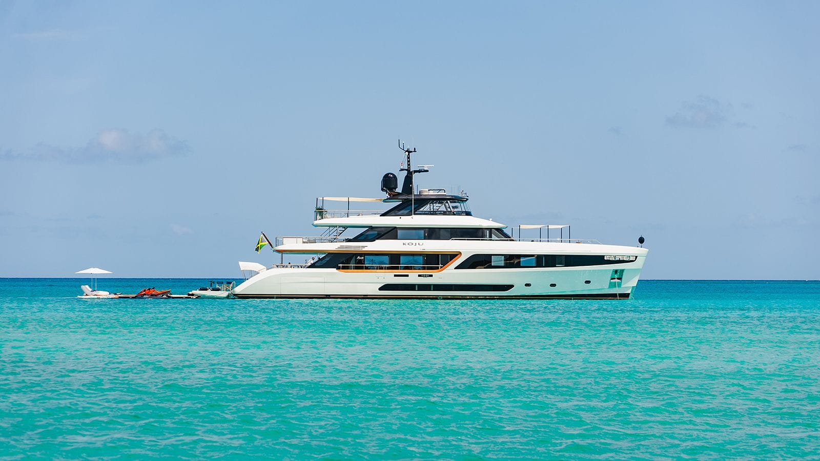 KOJU Benetti Motopanfilo 37m - anchored with with the water toys