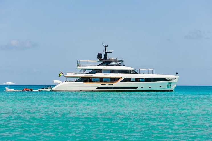 Charter Yacht KOJU - Benetti Motopanfilo 37m - 5 Cabins - Nassau - Exumas - Bahamas