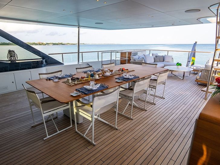KOJU Benetti Motopanfilo 37m - sky deck alfresco dining area KOJU Benetti Motopanfilo 37m - sky deck alfresco dining area