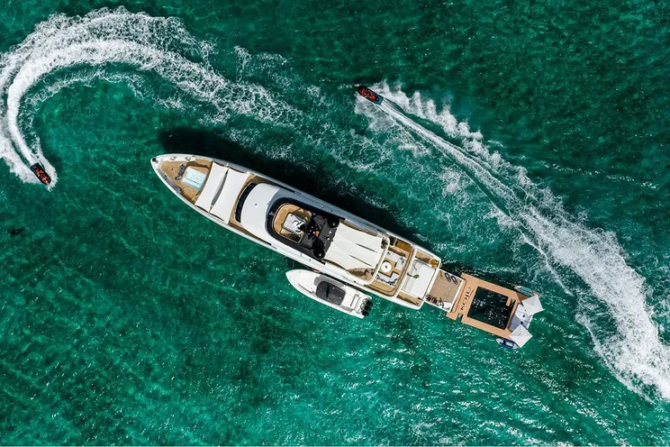 Charter Yacht KOJU - Benetti Motopanfilo 37m - 5 Cabins - Nassau - Exumas - Bahamas