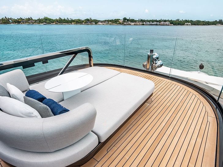 KOJU Benetti Motopanfilo 37m - top observation deck sunbathing area KOJU Benetti Motopanfilo 37m - top observation deck sunbathing area