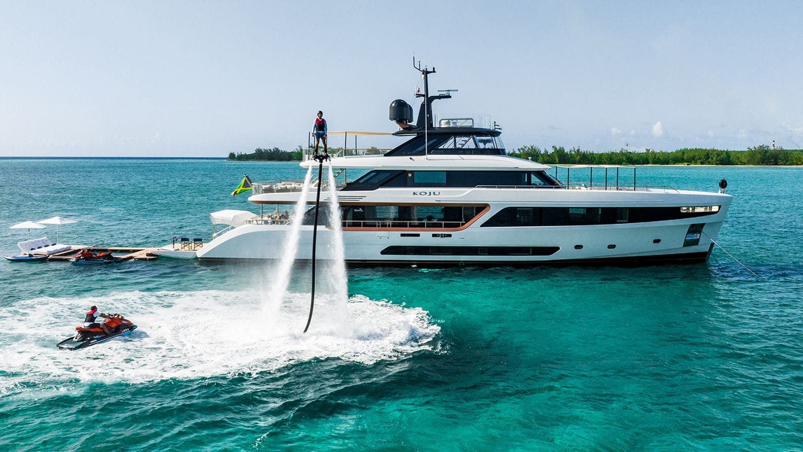 KOJU Benetti Motopanfilo 37m - water activities