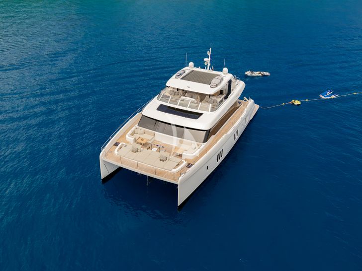 KOKOMO Sunreef 80 Power - aerial shot KOKOMO Sunreef 80 Power - aerial shot