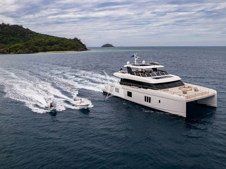 KOKOMO Sunreef 80 Power - cruising KOKOMO Sunreef 80 Power - cruising