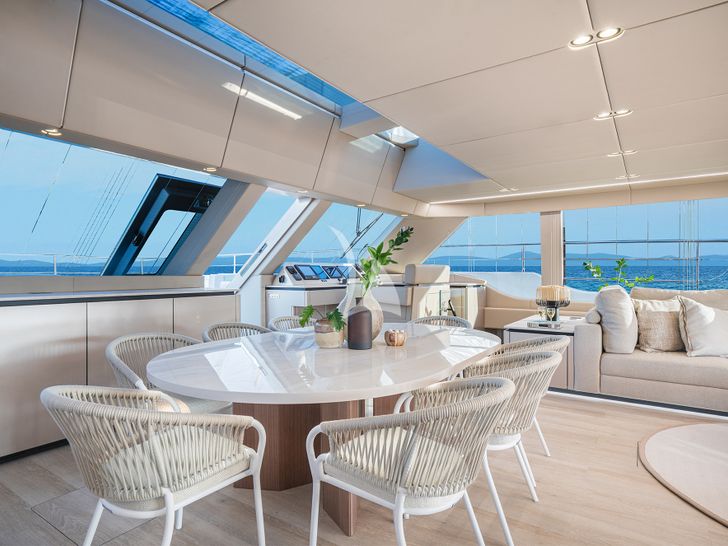 KOKOMO Sunreef 80 Power - indoor dining area KOKOMO Sunreef 80 Power - indoor dining area