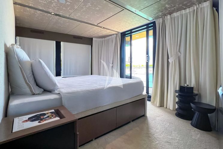 Charter Yacht KOKONUT`S WALLY - Wally 86 - 4 Cabins - Cannes - Monaco - St. Tropez - French Riviera