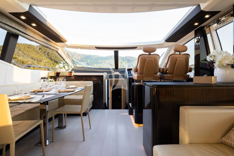 Charter Yacht KOMODO - Azimut S7 - 3 Cabins - Palma - Mallorca - Ibiza - Balearics - Spain