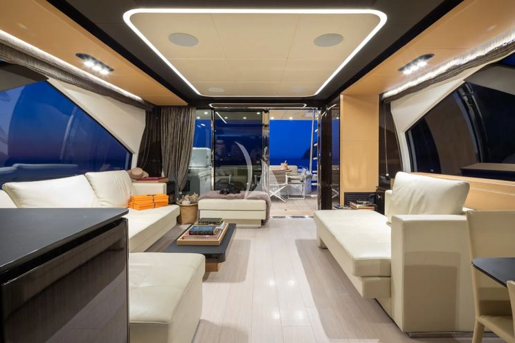 Charter Yacht KOMODO - Azimut S7 - 3 Cabins - Palma - Mallorca - Ibiza - Balearics - Spain