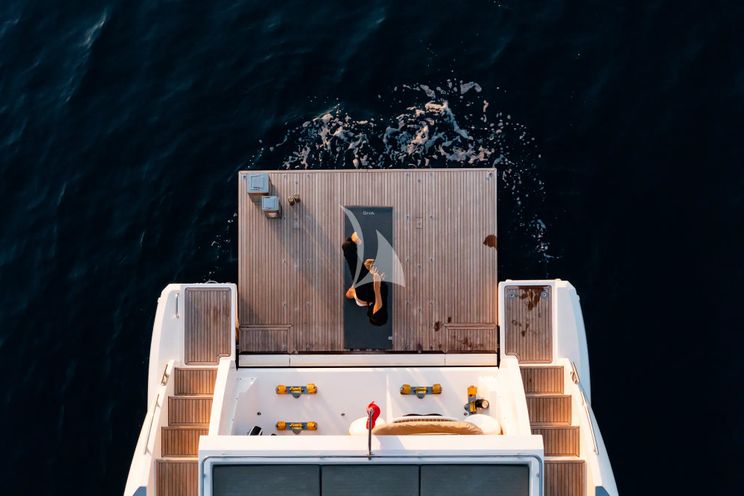 Charter Yacht KOMODO - Azimut S7 - 3 Cabins - Palma - Mallorca - Ibiza - Balearics - Spain