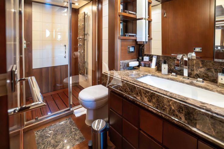 Charter Yacht KOUKLES - Azimut 30m - 4 Cabins - Athens - Hydra - Mykonos