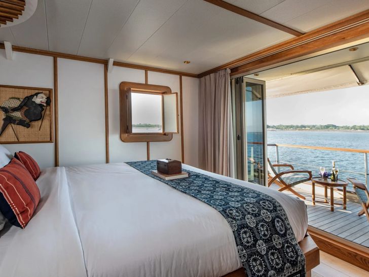 KUDANIL Custom Motor Yacht 50m - master cabin KUDANIL Custom Motor Yacht 50m - master cabin