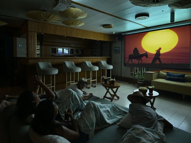 KUDANIL Custom Motor Yacht 50m - movie night KUDANIL Custom Motor Yacht 50m - movie night