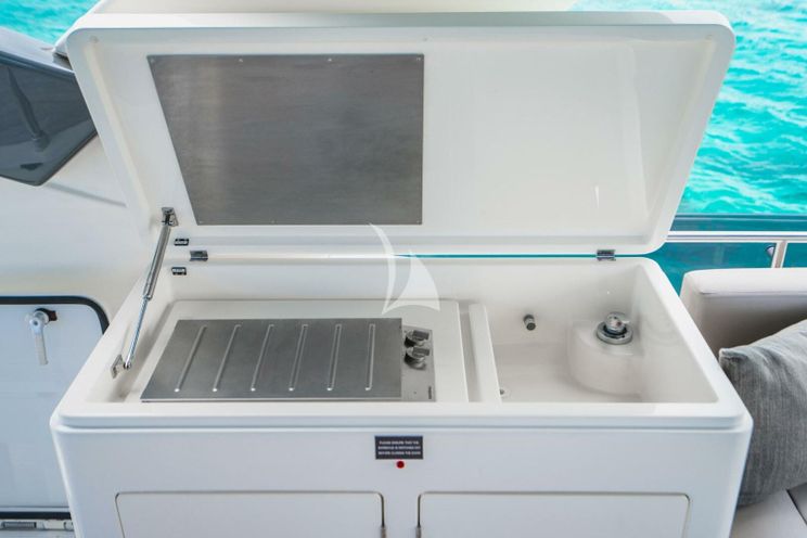 Charter Yacht KUDU - Feretti Yacht 750 - 4 Cabins - Nassau - Exumas - Bahamas