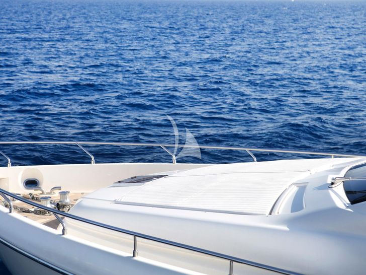 KUDU Ferretti Yacht 750 foredeck KUDU Ferretti Yacht 750 foredeck