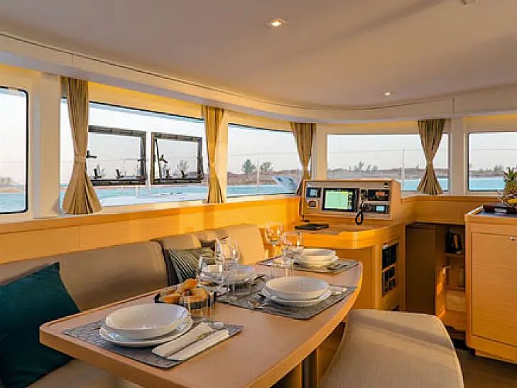 Lagoon 42 - saloon Lagoon 42 - saloon