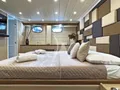 LA CHICCA 1998 Benetti 23m - master cabin bed LA CHICCA 1998 Benetti 23m - master cabin bed