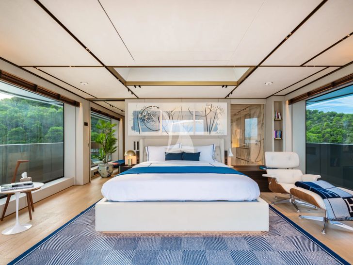 LA LA LAND Primary LA LA LAND Primary