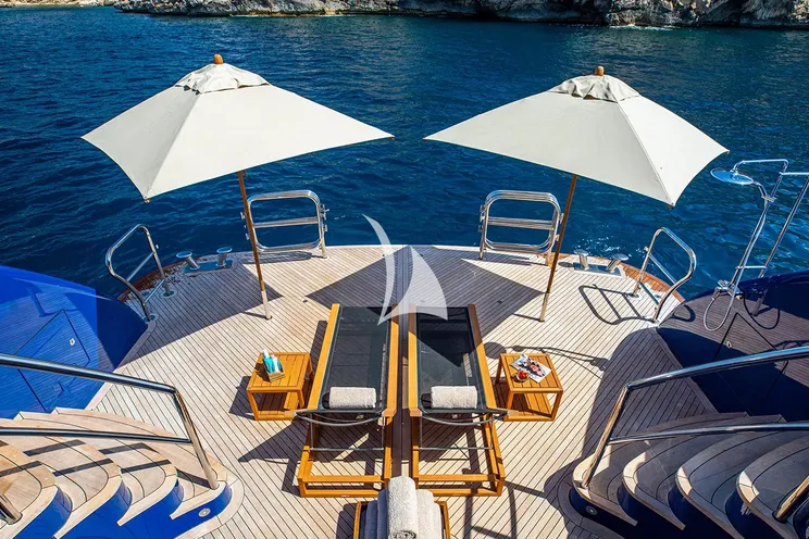 Charter Yacht DIRT POOR - Trinity 161 - 5 Cabins - Nassau - Exumas - Bahamas