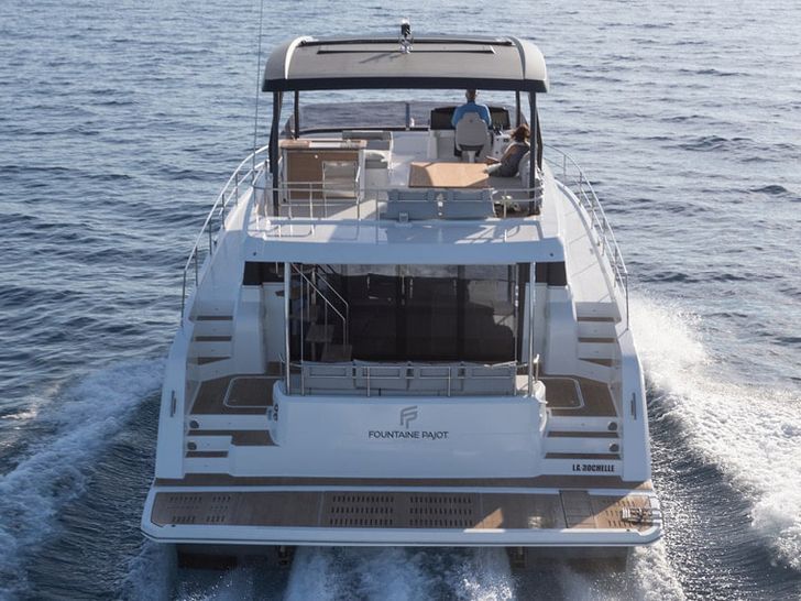 LA DOLCE VITA Fountaine Pajot MY6 - aft shot LA DOLCE VITA Fountaine Pajot MY6 - aft shot