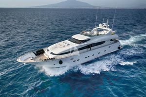 LADY A - Maiora 30m - 5 Cabins - Naples - Capri - Positano - Amalfi Coast - Italy LADY A - Maiora 30m - 5 Cabins - Naples - Capri - Positano - Amalfi Coast - Italy