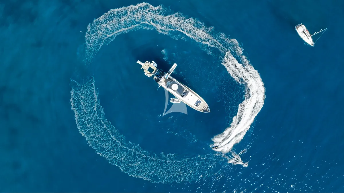 Charter Yacht LADY AMANDA - Guy Couach 30m - 4 Cabins - Cannes - St Tropez - Nice - Antibes - Monaco - French Riviera