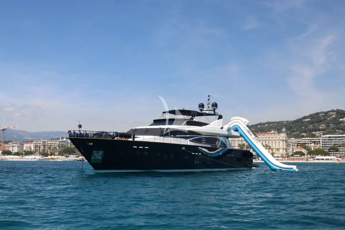 Charter Yacht LADY AMANDA - Guy Couach 30m - 4 Cabins - Cannes - St Tropez - Nice - Antibes - Monaco - French Riviera