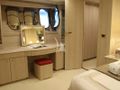 LADY AMANDA Guy Couach 30m - double cabin 1 vanity LADY AMANDA Guy Couach 30m - double cabin 1 vanity