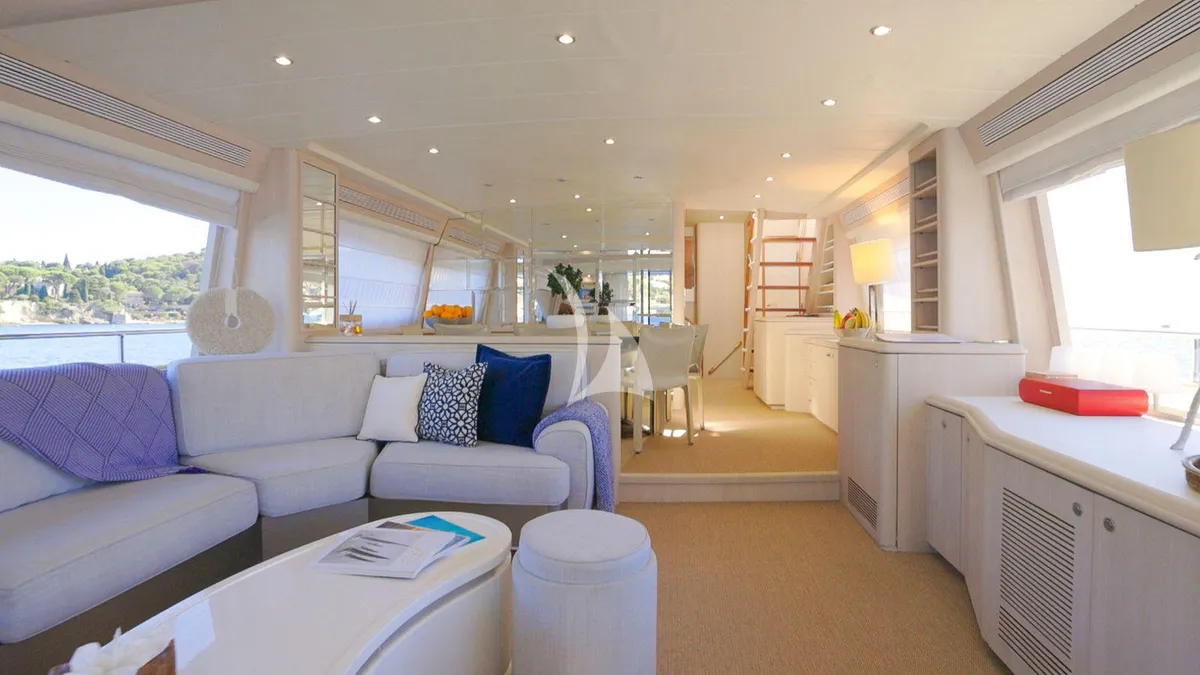 Charter Yacht LADY AMANDA - Guy Couach 30m - 4 Cabins - Cannes - St Tropez - Nice - Antibes - Monaco - French Riviera
