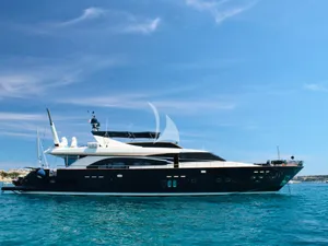 LADY AMANDA - Guy Couach 30m - 4 Cabins - Cannes - St Tropez - Nice - Antibes - Monaco - French Riviera LADY AMANDA - Guy Couach 30m - 4 Cabins - Cannes - St Tropez - Nice - Antibes - Monaco - French Riviera