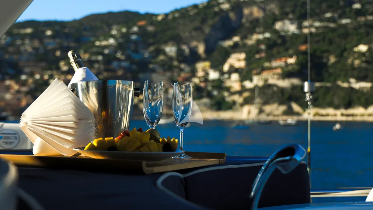 Charter Yacht LADY AMANDA - Guy Couach 30m - 4 Cabins - Cannes - St Tropez - Nice - Antibes - Monaco - French Riviera