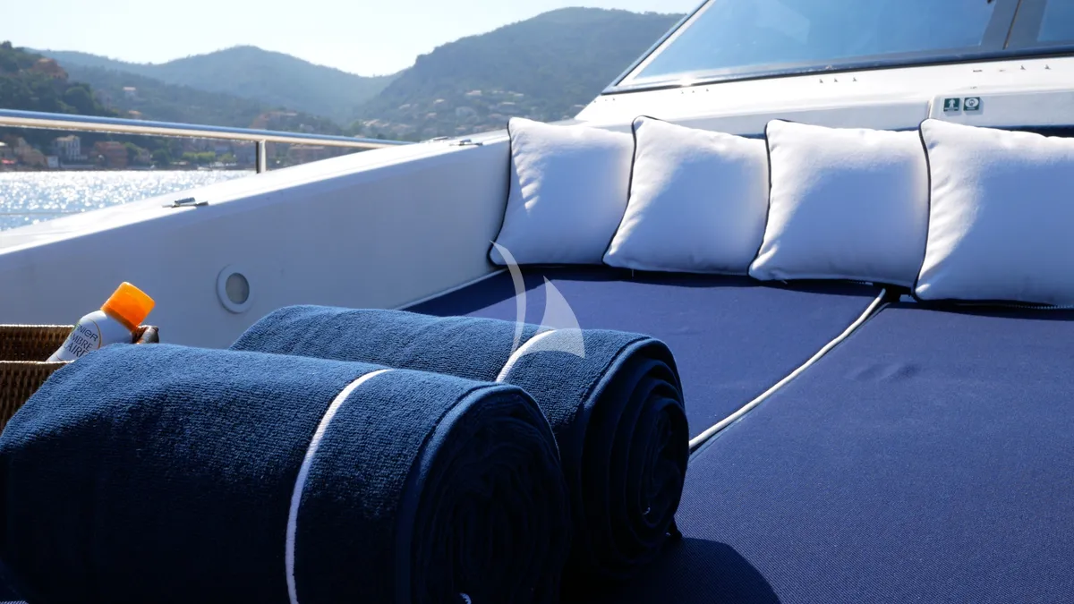 Charter Yacht LADY AMANDA - Guy Couach 30m - 4 Cabins - Cannes - St Tropez - Nice - Antibes - Monaco - French Riviera