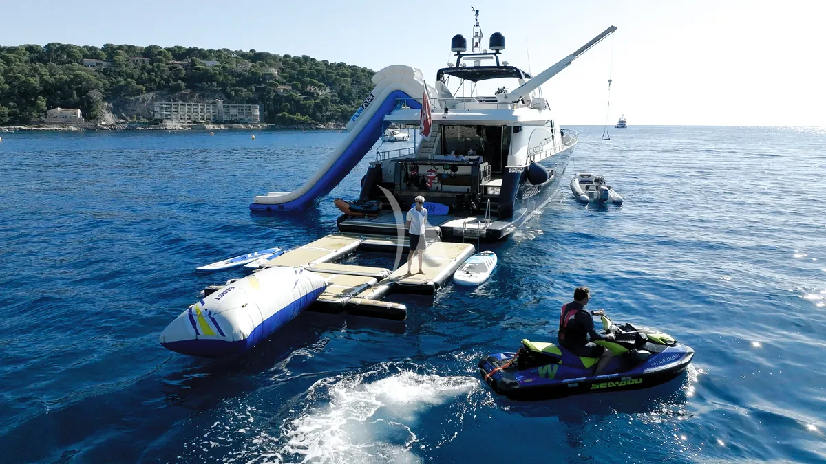 Charter Yacht LADY AMANDA - Guy Couach 30m - 4 Cabins - Cannes - St Tropez - Nice - Antibes - Monaco - French Riviera