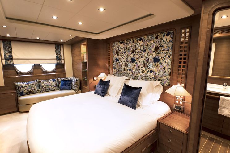 Charter Yacht LADY EMMA - Couach 3300 Fly - 4 Cabins - Cannes - St Tropez - Monaco - Nice - French Riviera
