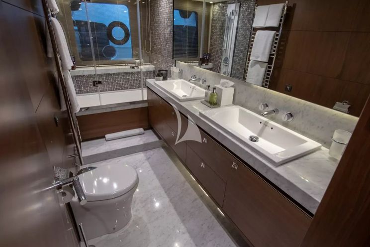 Charter Yacht LADY ISABELA - Princess 77 - 5 Cabins - Cannes - St Tropez - Nice - Antibes - French Riviera - Monaco