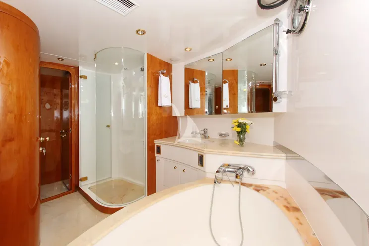 Charter Yacht LADY MARCELLE - Horizon Elegance 88 - 4 Cabins - Dubrovnik - Split - Hvar - Croatia