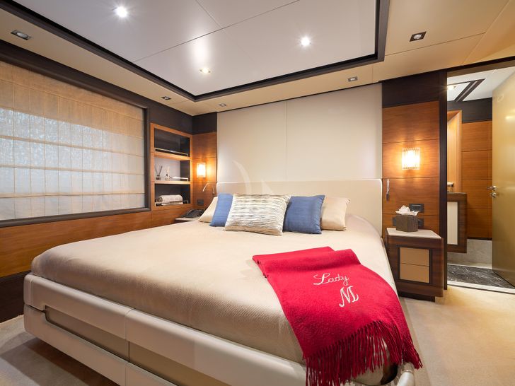 LADY MRD Benetti Crystal 140 Double Cabin Suite