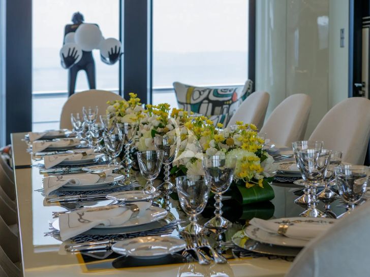 LADY VERA Nobiskrug 73m - formal dining set up LADY VERA Nobiskrug 73m - formal dining set up