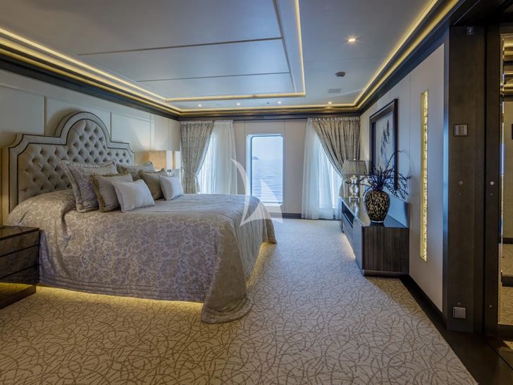 LADY VERA Nobiskrug 73m - master cabin LADY VERA Nobiskrug 73m - master cabin