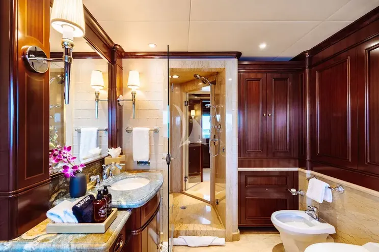 Charter Yacht LADY BETH - Newcastle 5500 - 6 Cabins - St Martin - St Barths - Leewards - Caribbean