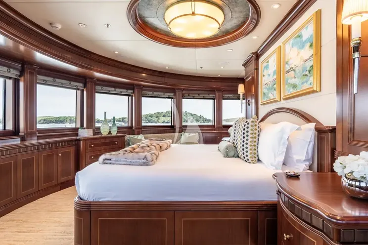 Charter Yacht LADY BETH - Newcastle 5500 - 6 Cabins - St Martin - St Barths - Leewards - Caribbean