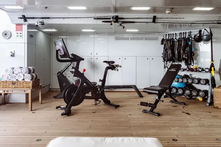 Charter Yacht LADY BETH - Newcastle 5500 - 6 Cabins - St Martin - St Barths - Leewards - Caribbean