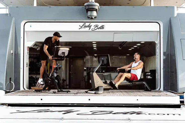 Charter Yacht LADY BETH - Newcastle 5500 - 6 Cabins - St Martin - St Barths - Leewards - Caribbean