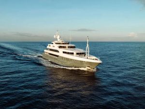 LADY BETH - Newcastle 5500 - 6 Cabins - St Martin - St Barths - Leewards - Caribbean LADY BETH - Newcastle 5500 - 6 Cabins - St Martin - St Barths - Leewards - Caribbean