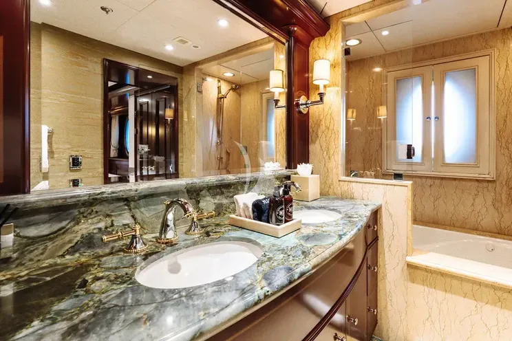 Charter Yacht LADY BETH - Newcastle 5500 - 6 Cabins - St Martin - St Barths - Leewards - Caribbean