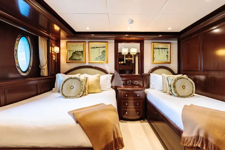 Charter Yacht LADY BETH - Newcastle 5500 - 6 Cabins - St Martin - St Barths - Leewards - Caribbean