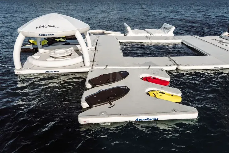 Charter Yacht LADY BETH - Newcastle 5500 - 6 Cabins - St Martin - St Barths - Leewards - Caribbean