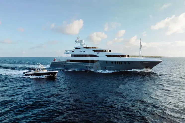 Charter Yacht LADY BETH - Newcastle 5500 - 6 Cabins - St Martin - St Barths - Leewards - Caribbean