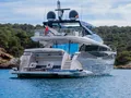 LADY B II Pearl 95 - anchored aft view LADY B II Pearl 95 - anchored aft view