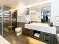 LADY B II Pearl 95 - master cabin bathroom LADY B II Pearl 95 - master cabin bathroom